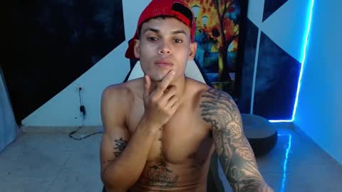 master_black777 online show from February 22, 11:36 pm