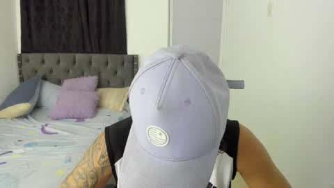 master_boy28 online show from October 11, 12:43 am