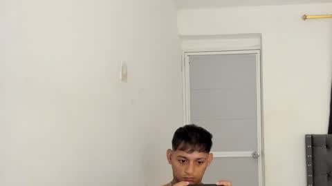 master_boy28 online show from February 14, 4:31 am