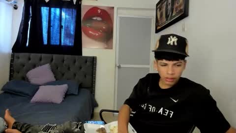 master_boy28 online show from April 22, 5:36 pm