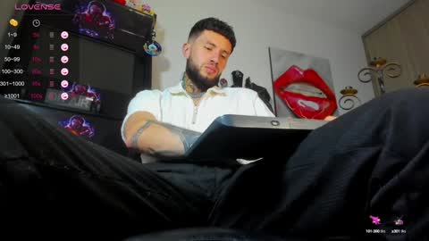 Snapshot of master_steven_01 chatting on December 21, 11:13 pm steven online show from December 21, 11:13 pm