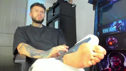 Snapshot of master_steven_01 chatting on February 27, 11:15 pm steven online show from February 27, 11:15 pm