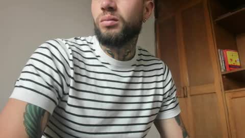 steven  online show from April 4, 12:24 pm