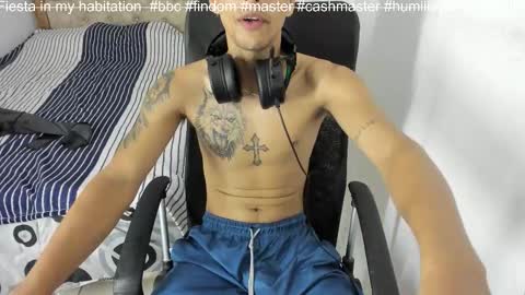 Snapshot of masteralda09 chatting on September 28, 8:14 pm Alpha junior online show from September 28, 8:14 pm