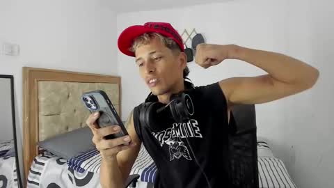 Snapshot of masteralda09 chatting on October 11, 3:54 pm Alpha junior online show from October 11, 3:54 pm