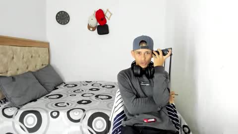 Snapshot of masteralda09 chatting on October 22, 2:17 pm Alpha junior online show from October 22, 2:17 pm