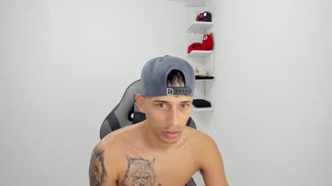 Snapshot of masteralda09 chatting on November 4, 11:42 am Alpha junior online show from November 4, 11:42 am