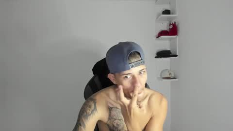 Snapshot of masteralda09 chatting on November 6, 2:18 pm Alpha junior online show from November 6, 2:18 pm