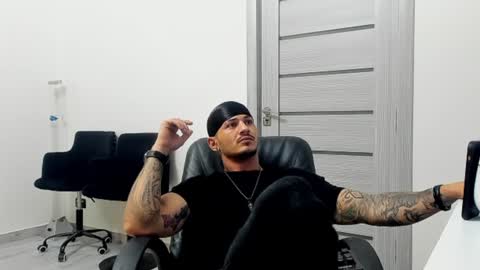 masterchris12 online show from December 3, 9:01 pm