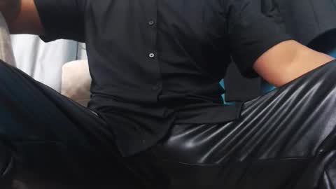 Snapshot of masterdickjuicy chatting on October 24, 8:33 am Lord bbc online show from October 24, 8:33 am