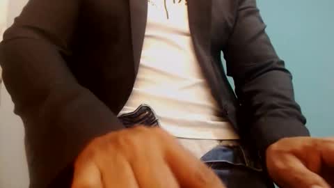 Snapshot of masterdickjuicy chatting on December 3, 11:30 am Lord bbc online show from December 3, 11:30 am