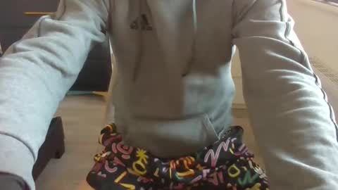 Snapshot of masterjepp92 chatting on March 6, 12:30 pm masterjepp92 online show from March 6, 12:30 pm