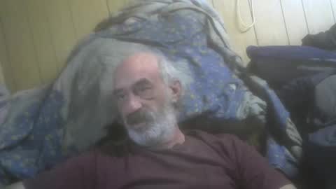 Snapshot of mastermichael24 chatting on January 6, 2:14 pm mastermichael24 online show from January 6, 2:14 pm