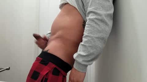 Snapshot of masters1111 chatting on January 19, 9:55 pm masters1111 online show from January 19, 9:55 pm