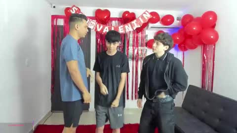 Team Cris Darwin- Fernando- Stiven- David online show from February 13, 11:28 am