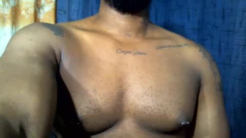 Snapshot of mastershow69 chatting on January 15, 3:33 am camilo online show from January 15, 3:33 am