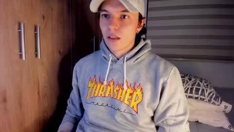 mastrangelo_x online show from April 25, 3:31 am