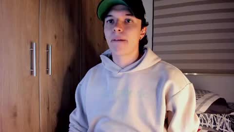 mastrangelo_x online show from June 17, 4:15 am