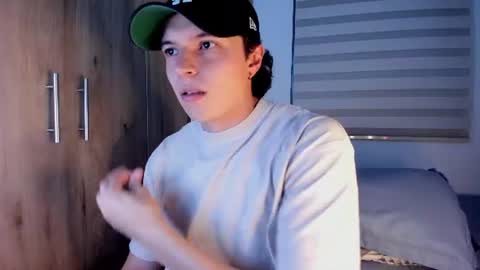 mastrangelo_x online show from June 24, 4:44 am