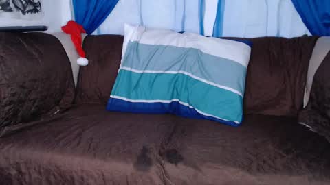 Matt online show from December 7, 4:53 am