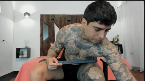 mateo_dilucajs1 online show from October 30, 1:56 pm