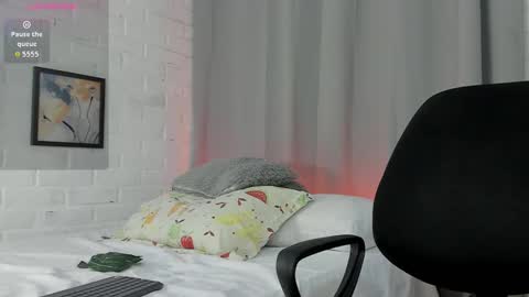 Snapshot of mateo_hunter chatting on January 7, 3:20 am MATEO HUNTER online show from January 7, 3:20 am