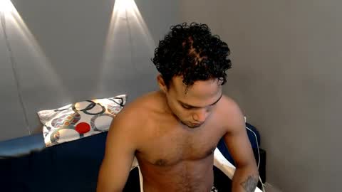 Mateo and Noah online show from April 19, 5:45 pm