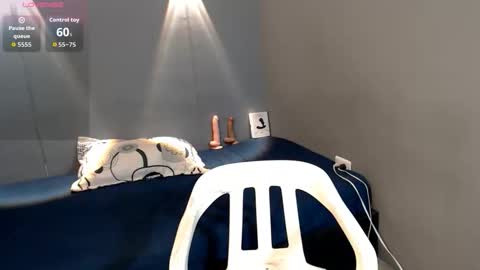 Mateo and Noah online show from April 20, 5:48 pm