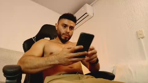 MATEO online show from June 25, 3:17 am
