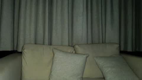 Snapshot of mateo_zeus chatting on December 6, 6:50 pm mateo_zeus online show from December 6, 6:50 pm