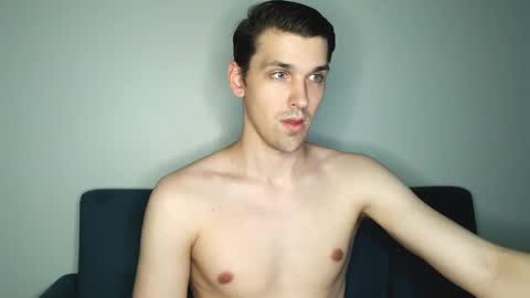 Snapshot of mateo_zeus chatting on January 4, 12:05 pm mateo_zeus online show from January 4, 12:05 pm