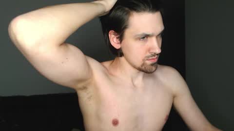 Snapshot of mateo_zeus chatting on December 15, 3:00 am mateo_zeus online show from December 15, 3:00 am