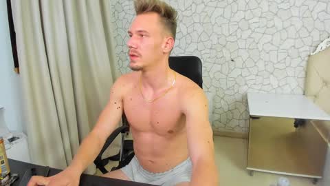 MateoBenjamin online show from January 23, 9:50 pm