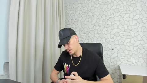 MateoBenjamin online show from January 24, 7:28 pm