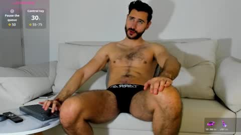 mateoking_ online show from January 9, 2:25 am