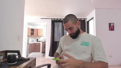 Matheus     online show from March 9, 6:34 pm