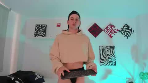 Snapshot of mathew_conelly chatting on October 8, 6:49 pm Matt online show from October 8, 6:49 pm