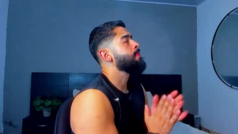 Snapshot of mathew_flintt chatting on November 15, 10:48 pm Mathew Flintt online show from November 15, 10:48 pm