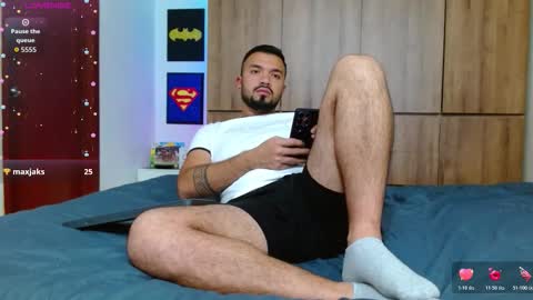 mathewhot3 online show from March 17, 5:44 am