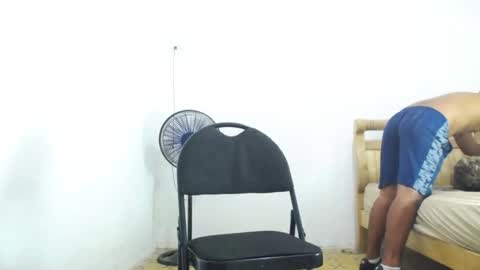 mathews__ online show from December 15, 2:49 am