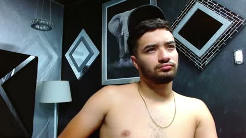 Mathews online show from December 4, 11:30 am