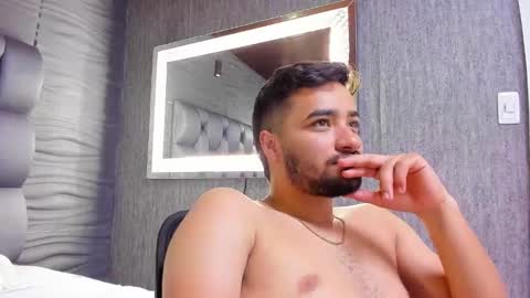 Mathews online show from December 5, 2:33 pm