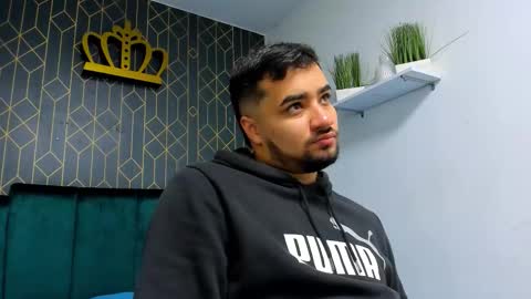 Mathews online show from November 18, 11:25 am