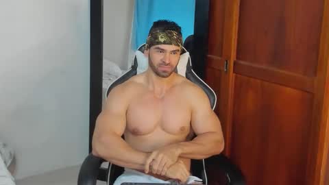 mathews_smith online show from December 16, 11:37 am