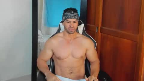 mathews_smith online show from January 19, 11:47 am