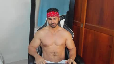 mathews_smith online show from February 16, 11:17 am