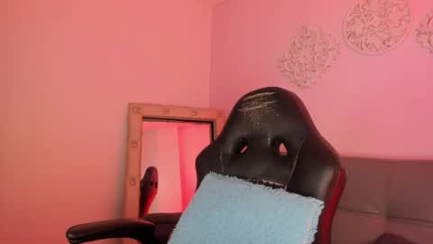 matheww_strong online show from June 6, 11:53 pm