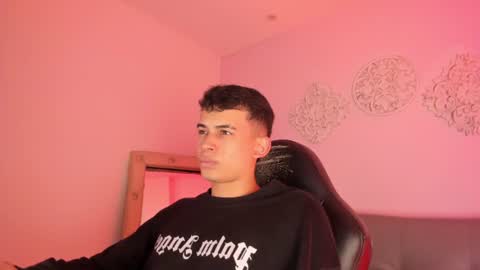 matheww_strong online show from June 8, 9:59 pm