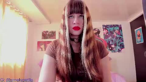 Snapshot of mathildalapetite chatting on June 23, 6:50 pm Mathilda Lapetite online show from June 23, 6:50 pm