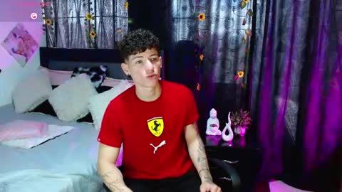     online show from March 21, 8:23 pm